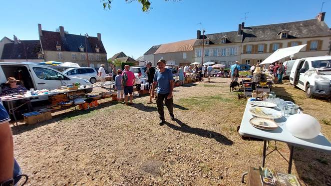 Une image contenant ciel, terrain, extrieur

Description gnre automatiquement